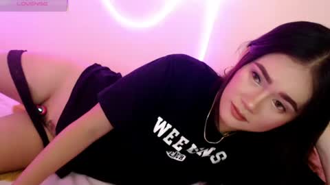 Adrianna Fowler online show from July 7, 1:52 am