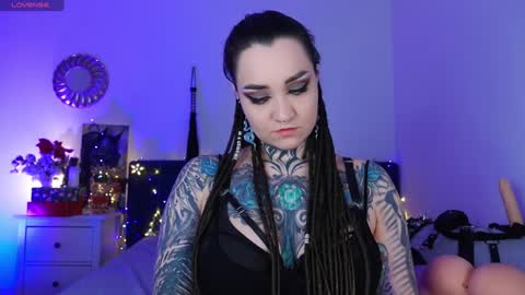 Snapshot of sindeleros chatting on December 26, 11:43 am Ms. Sindel online show from December 26, 11:43 am