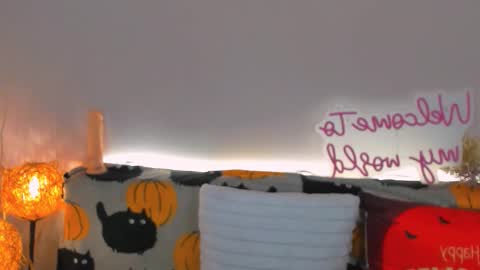 Snapshot of sindy_chiks chatting on October 14, 11:29 pm Sindy online show from October 14, 11:29 pm