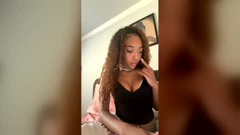 sinn3er online show from June 3, 10:04 pm