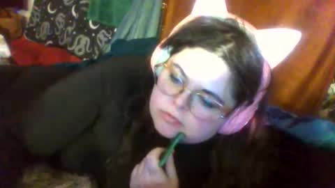 Siofra online show from December 1, 8:33 pm