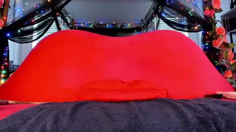 Syryn online show from August 2, 8:56 pm