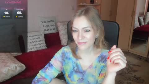 sirenasilk online show from July 24, 9:29 am
