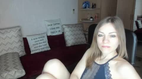 sirenasilk online show from January 18, 4:09 am