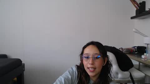 Alice online show from February 5, 2:37 pm