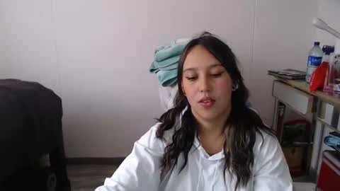 Alice online show from February 17, 8:06 pm