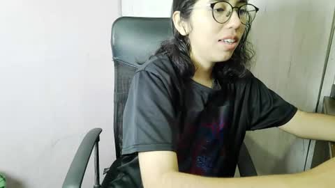 skinny333x online show from July 31, 4:35 am