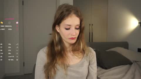 Snapshot of skinny_eve chatting on October 18, 5:37 pm Emily online show from October 18, 5:37 pm