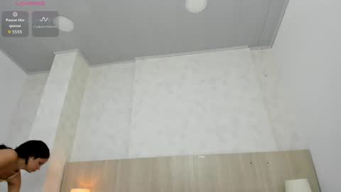 Isabela online show from November 15, 11:33 am