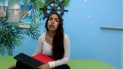 sofia online show from July 5, 1:50 pm