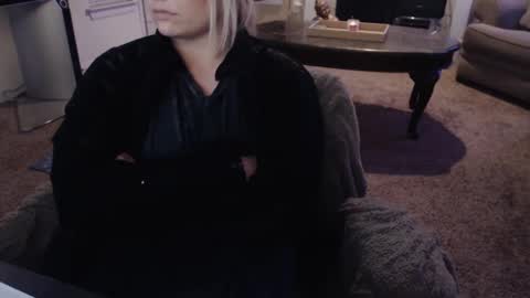 SKYLE   online show from February 27, 4:41 am