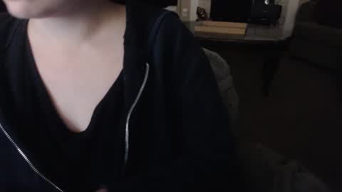 SKYLE   online show from February 24, 4:58 am