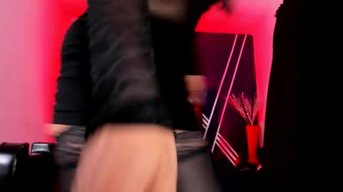 skydarkblue online show from February 17, 2:55 am