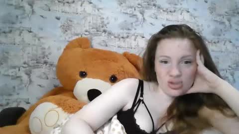 Snapshot of skyler_wans chatting on September 11, 3:23 pm Skyler online show from September 11, 3:23 pm