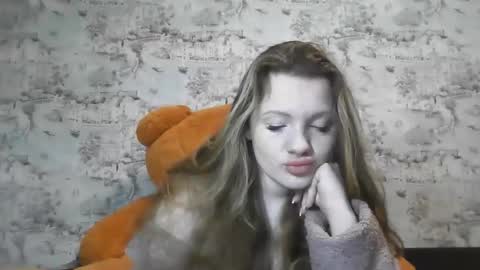 Skyler online show from March 7, 6:59 pm