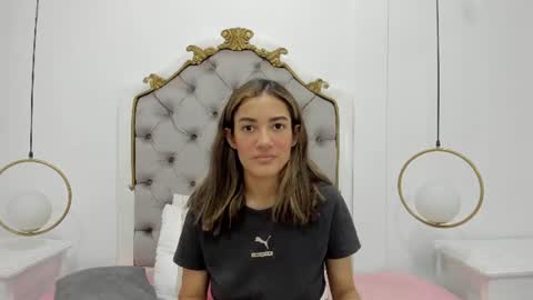 Skyler online show from July 5, 4:19 am