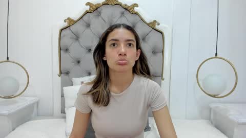 Skyler online show from June 6, 7:03 am