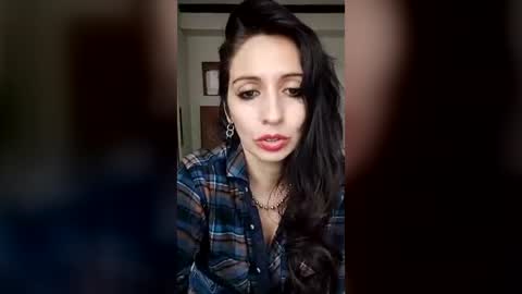 skyler online show from June 17, 8:10 pm