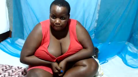 sheliah online show from July 10, 8:15 am