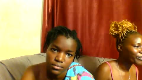 Snapshot of sleek_ass chatting on March 2, 9:30 pm sleek_ass online show from March 2, 9:30 pm