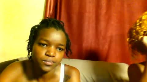 Snapshot of sleek_ass chatting on March 3, 12:20 pm sleek_ass online show from March 3, 12:20 pm