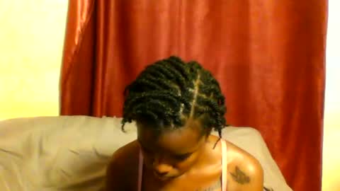 Snapshot of sleek_ass chatting on February 28, 11:58 am sleek_ass online show from February 28, 11:58 am