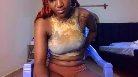 Snapshot of sleek_ass chatting on September 22, 6:01 am sleek_ass online show from September 22, 6:01 am