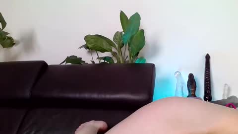 sleeperly online show from November 27, 11:40 pm