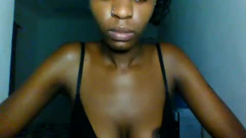 slimandthick1 online show from May 4, 7:28 pm