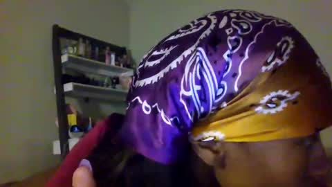 slimmmgooodiexoxo online show from December 28, 1:29 am