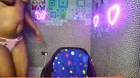 slimzyxdoll online show from June 24, 3:27 am