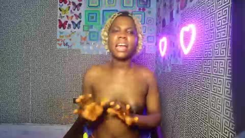 slimzyxdoll online show from June 12, 3:03 am