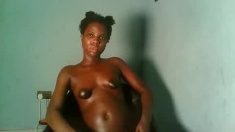 Snapshot of slimzyxdoll chatting on October 2, 1:43 am slimzyxdoll online show from October 2, 1:43 am