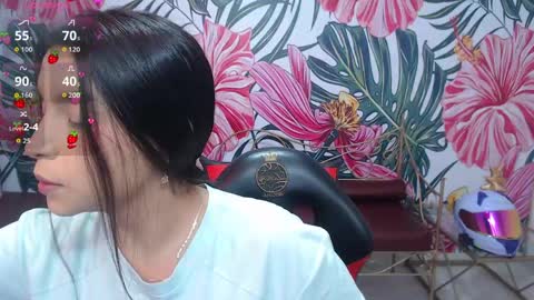 Mariana Torres online show from May 4, 1:15 pm