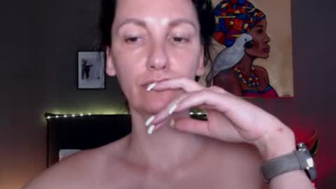 Anna no bbbbybybbabebyy just Anna. And dont call me mom please. online show from August 2, 3:48 pm