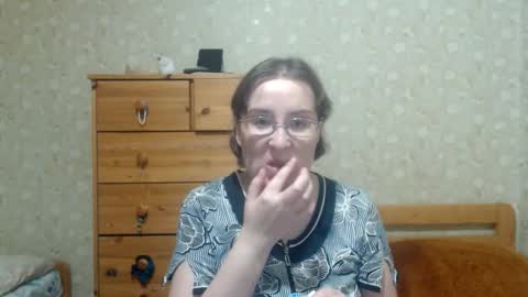 smart_rose online show from February 25, 5:33 pm