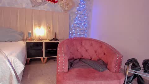 Snapshot of smi_samara chatting on January 3, 11:57 am smi_samara online show from January 3, 11:57 am