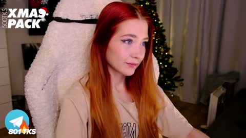 Snapshot of smthwrong chatting on December 18, 1:37 am smthwrong online show from December 18, 1:37 am