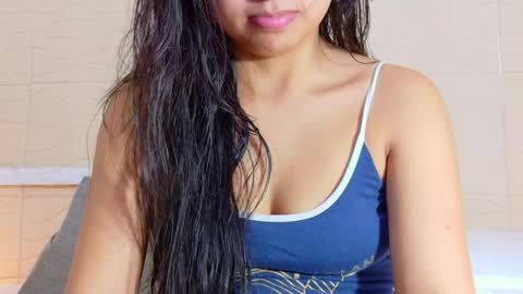 Snapshot of sneakyy_fantasy chatting on February 28, 3:48 am Hellen  online show from February 28, 3:48 am