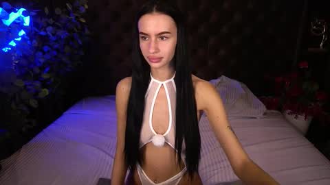 Snapshot of snow_whiteeex chatting on October 19, 5:53 am snow_whiteeex online show from October 19, 5:53 am