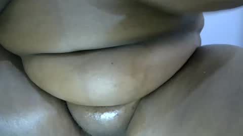 snowbell91 online show from November 28, 6:49 am