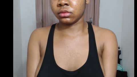 snowdrop5 online show from December 4, 10:43 pm