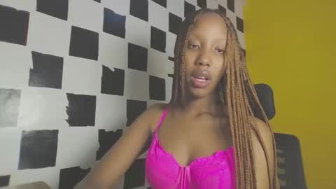 snowfox254 online show from April 27, 9:45 pm