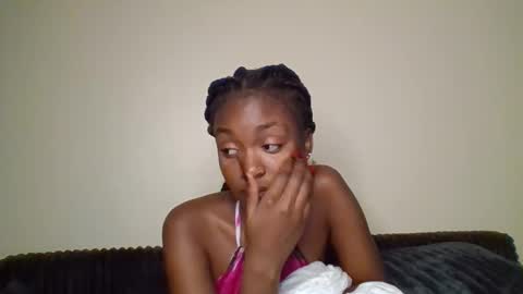 Snowie eyes online show from March 16, 11:58 am