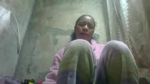 Snapshot of soamanaperina chatting on October 13, 6:32 pm soamanaperina online show from October 13, 6:32 pm