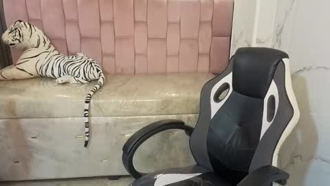 soffia_b online show from October 15, 3:09 am