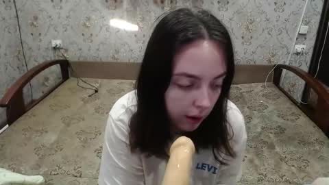 Snapshot of soffia_xo chatting on October 26, 2:51 am soffia_xo online show from October 26, 2:51 am