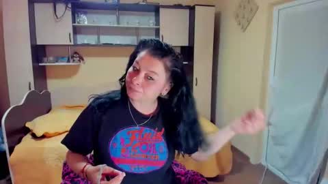 Soffy online show from May 3, 4:38 am