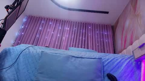 Sofia online show from June 25, 3:06 am