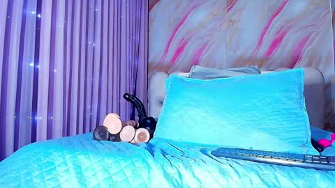 Sofia online show from May 1, 3:10 am